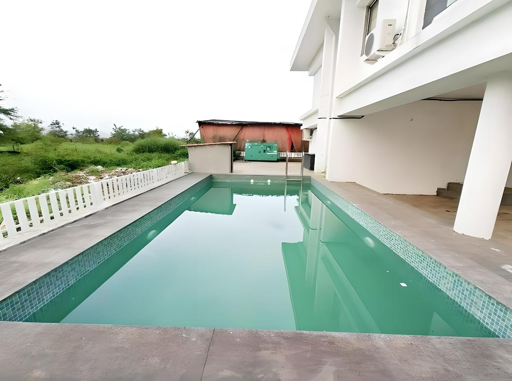 Mizzle Exotica Lonavala Apartment Exterior photo