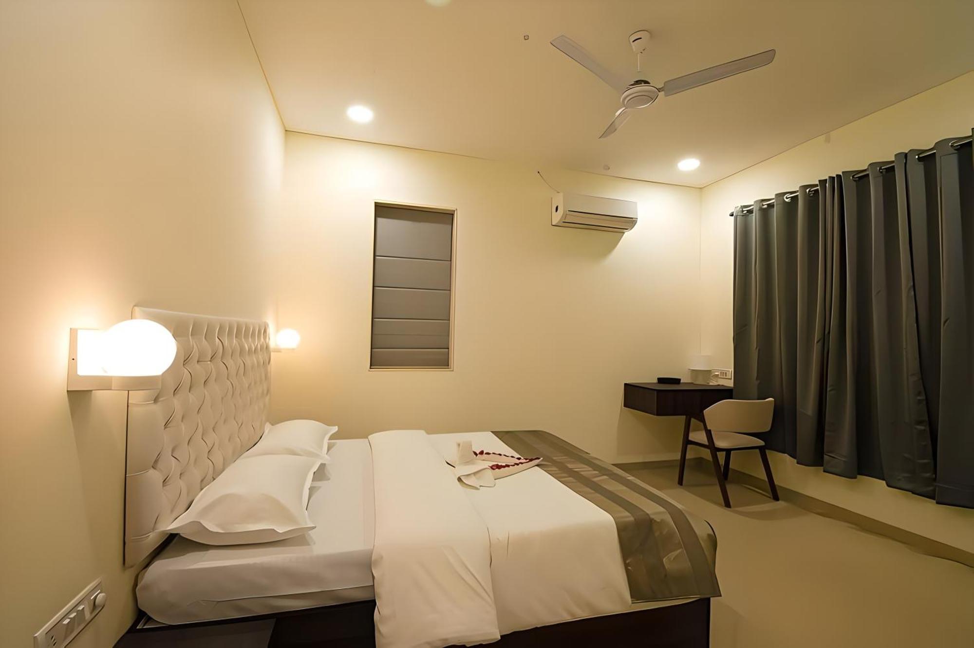 Mizzle Exotica Lonavala Apartment Exterior photo